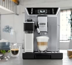 DELONGHI PrimaDonna Class ECAM 550.85.MS Garantie 3 Ans -Vente De Café 550.85.ms expresso broyeur delonghi boissons