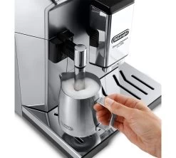 DELONGHI PrimaDonna Class ECAM 550.85.MS Garantie 3 Ans -Vente De Café 550.85.ms expresso broyeur delonghi buse vapeur