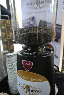 Café En Grains Gran Gourmet 1kg - Miscela D'Oro -Vente De Café cafe miscela oro italie 2 1