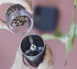 Moulin à Café COMANDANTE C40 MK4 Nitro Blade American Cherry -Vente De Café comandante mk4 internal 1 1