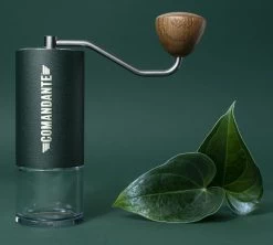 Moulin à Café Manuel COMANDANTE C40 MK4 Nitro Blade Racing Green -Vente De Café comandante racinggreen 2