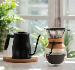 Bouilloire Traditionnelle Gooseneck - Inox Noir Mat à Long Bec - 1L - BODUM -Vente De Café image secondaire 89622 3.0