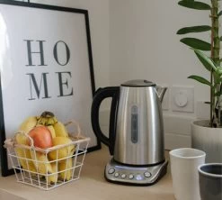 Bouilloire Kottea KT102 Température Réglable Inox 1.7L + 2 Verres Mila 25 Cl -Vente De Café kottea kt102 3