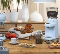 Set Petit-Déjeuner Machine Expresso ECF01PBEU Et Moulin à Café CGF01PBEU Bleu Azur - SMEG -Vente De Café moulin ba