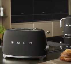 Grille-pain SMEG TSF01BLMEU 2 Tranches Noir Mat -Vente De Café ni