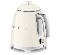 Mini Bouilloire SMEG - Crème - KLF05CREU 0,8 L + Offre Cadeau -Vente De Café smeg minib creme 8