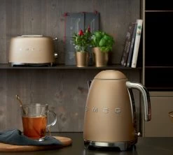 Bouilloire SMEG KLF03CHMEU Or Mat - 1.7L + Offre Cadeau -Vente De Café smeg or mat