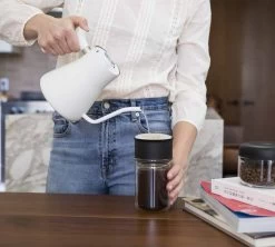 Bouilloire Traditionnelle Stagg Blanc 1 L Col De Cygne - FELLOW -Vente De Café staggblc amb